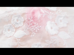 Rifinitura in pizzo di tulle a rete morbida Rifinitura in pizzo con ricamo di fiori colorati